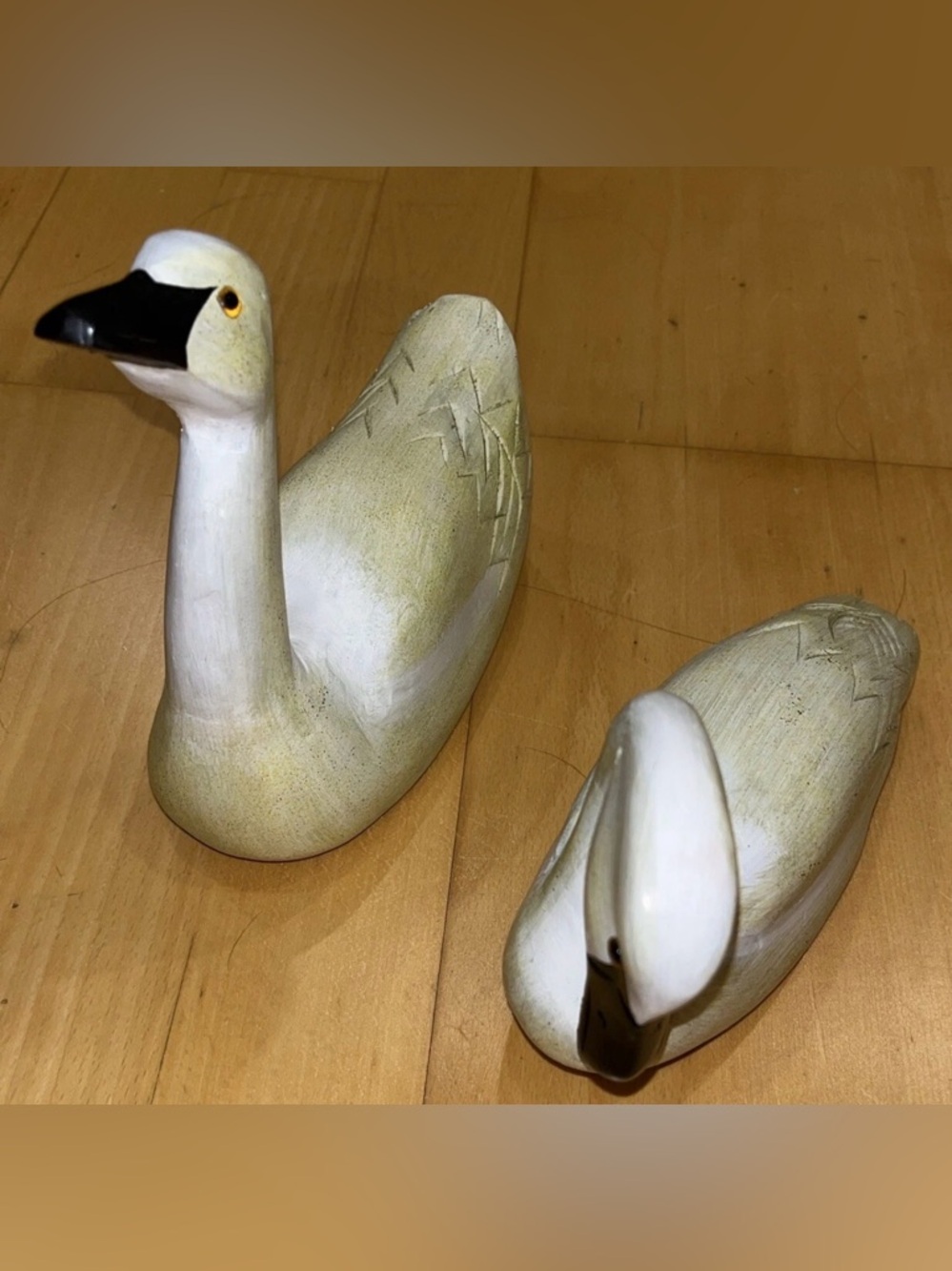Decorative White Swan Figurines - Pair